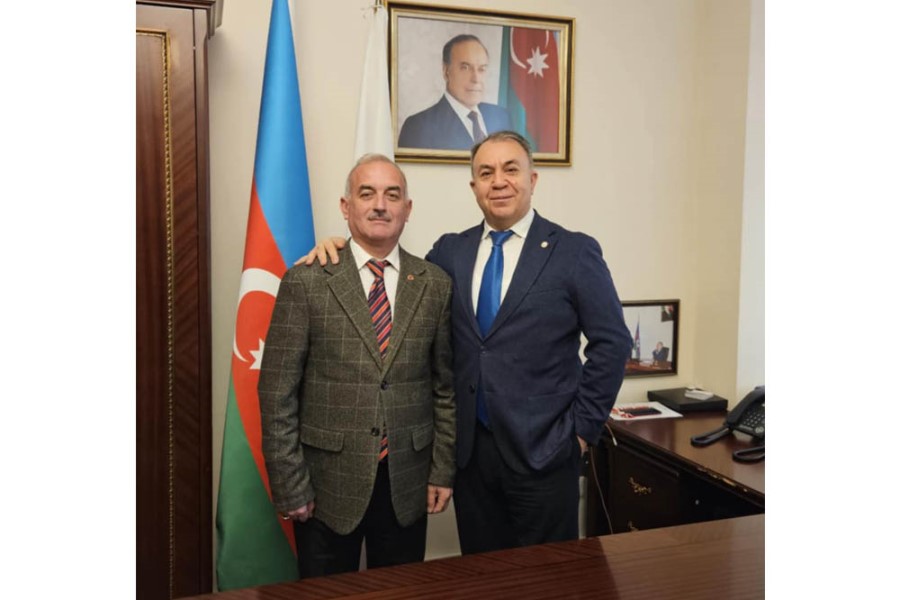 Millət vəkili, komitə sədri Səməd Vəkilovu təbrik etdi