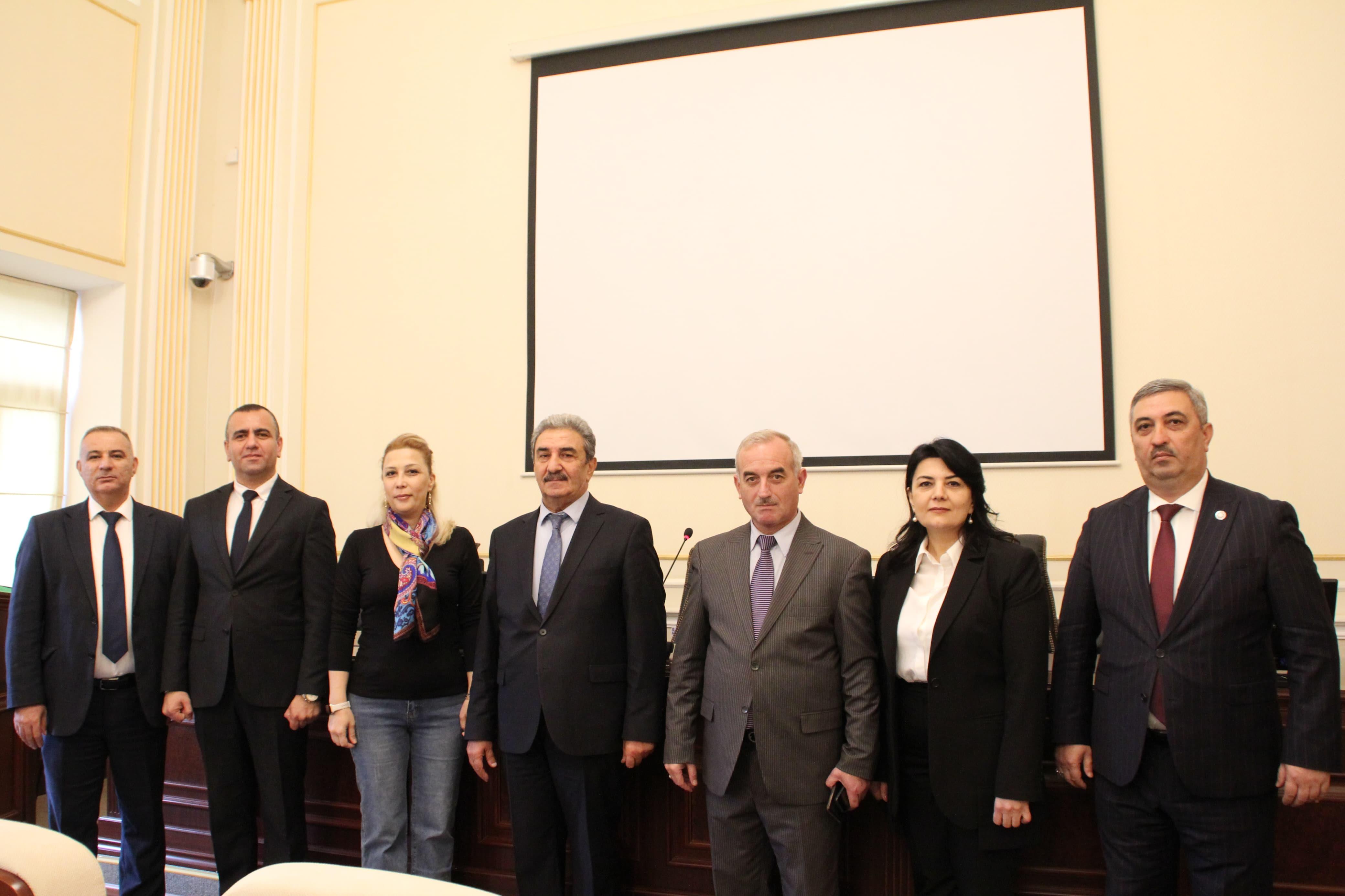 Səməd Vəkilovun Qərbi Azərbaycanla bağlı kitabının təqdimatı keçirilib - FOTOLAR